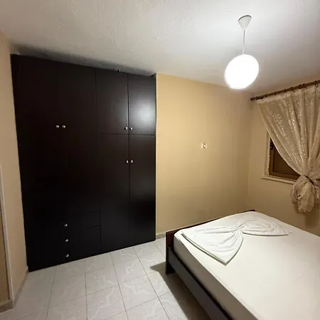 2 Bedroom Flat In Shenvasil Daire *